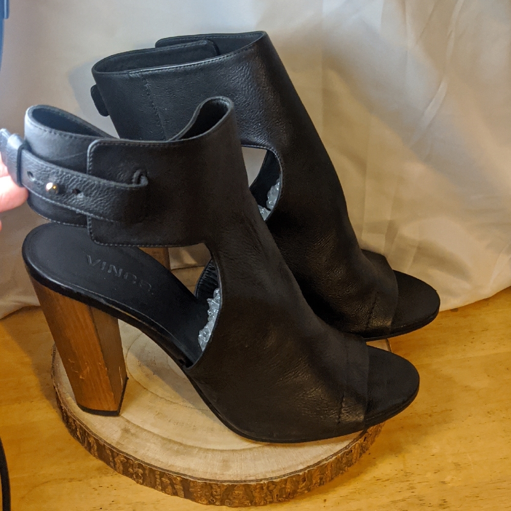 Vince Addie Black Leather Heeled Boots Peep Toe Ankle Strap Size 9.5